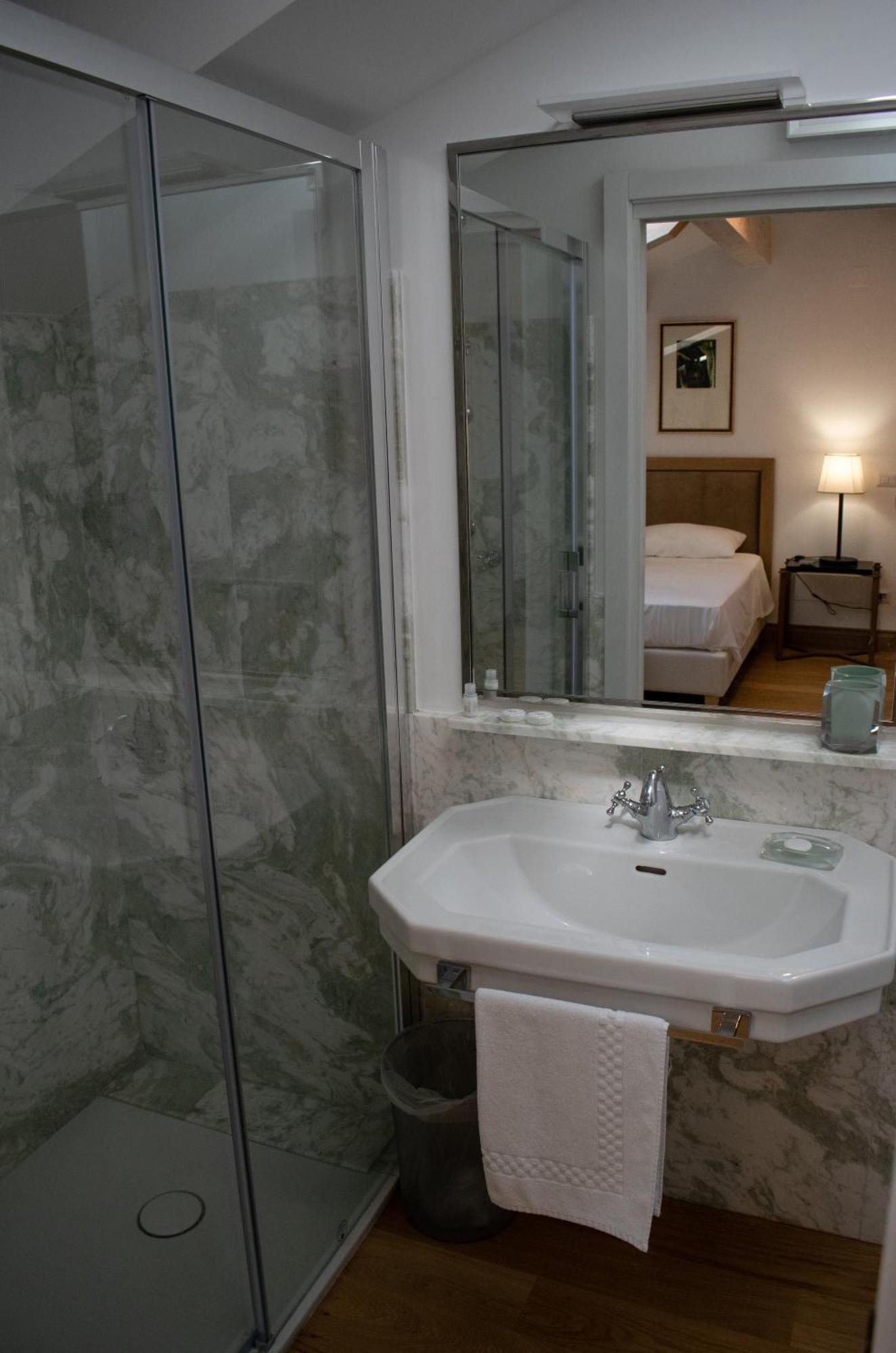 Residenza Balios Hotel Vaglio di Basilicata ภายนอก รูปภาพ